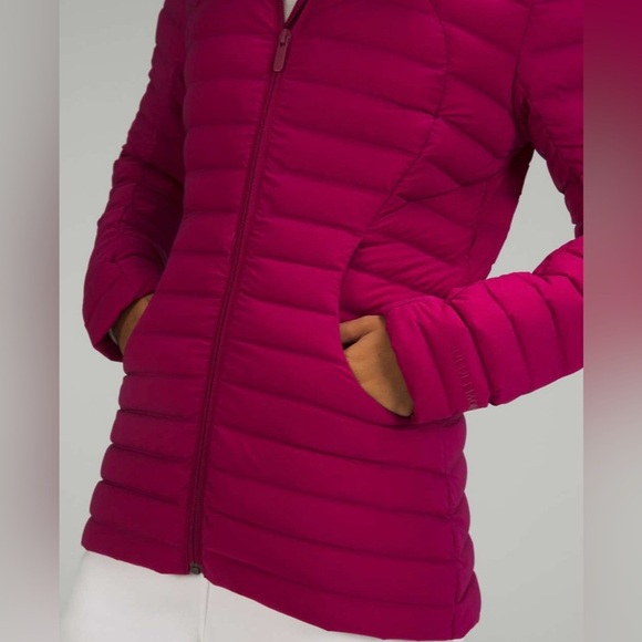Lululemon Pack It Down Jacket Pomegranate - Picture 11 of 11
